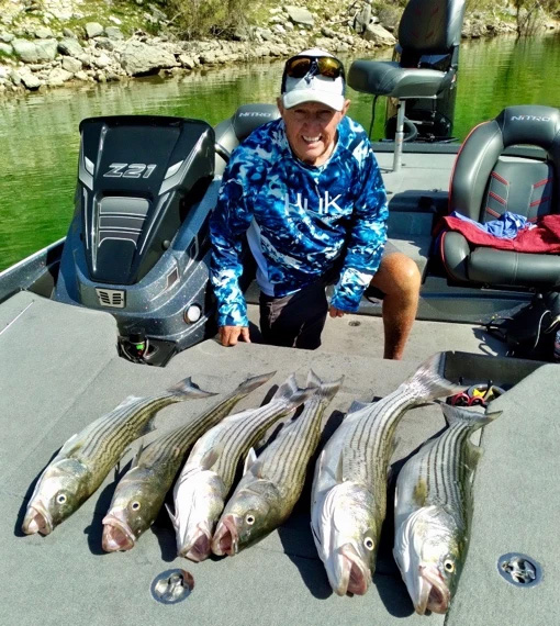 Arizona Great Adventure Fishing LLC - PROFESSIONAL ARIZONA FISHING GUIDE 
FOR LAKE PLEASANT, LAKE BARTLETT, LAKE ROOSEVELT, LAKE SAGUARO, 
LAKE CANYON, LAKE APACHE, AND ALAMO LAKE